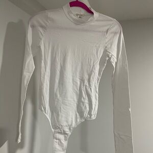 Chic White Long Sleeve Bodysuit